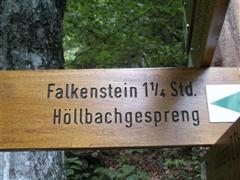 Wandern im Bayerischen Wald auf gut ausgeschilderten Wanderwegen